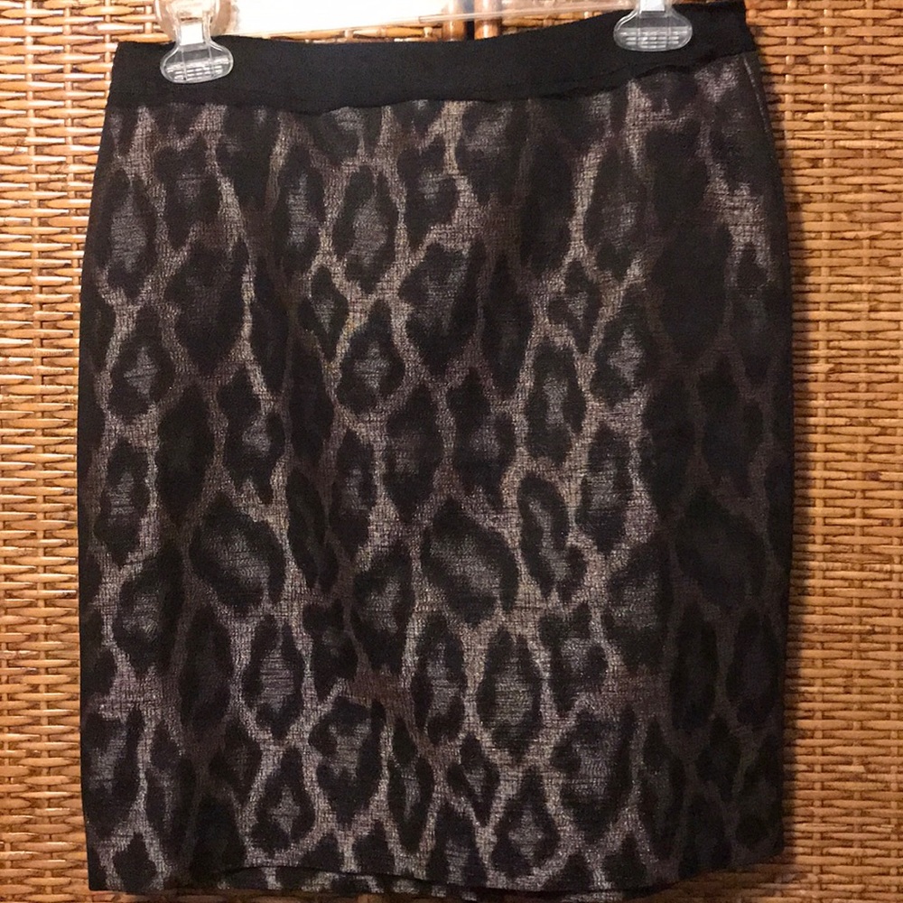 Ann Taylor shimmery leopard print skirt size 4P